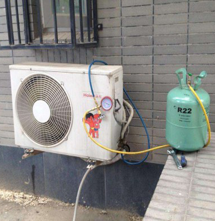 清流空调加氟